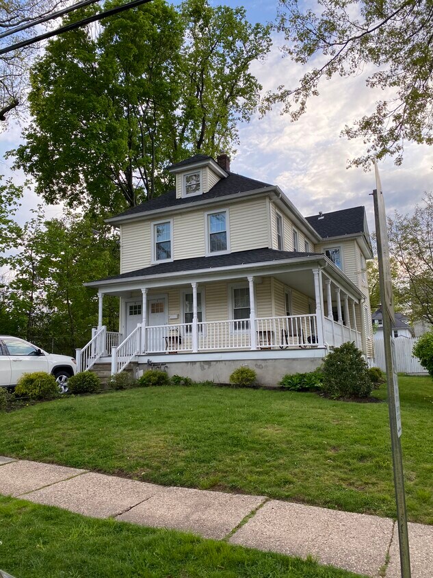 Primary Photo - 106 High St