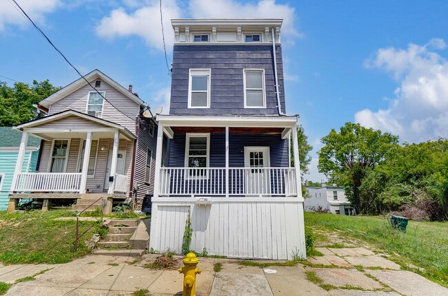 Spacious Four Bedroom in Cincinnati! - Spacious Four Bedroom in Cincinnati! House
