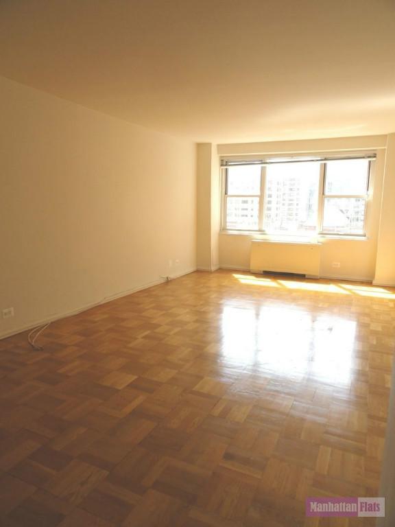 Foto del edificio - 401 E 81st St