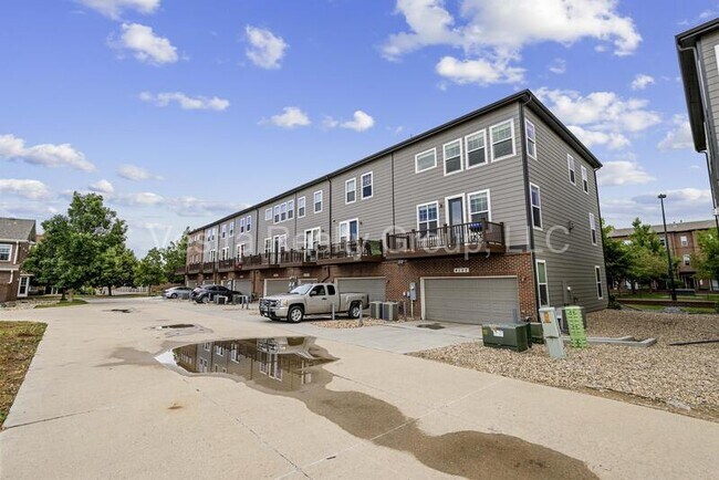 Building Photo - 4157 W 118th Pl