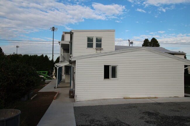 Back of home - 3527 Kutztown Rd