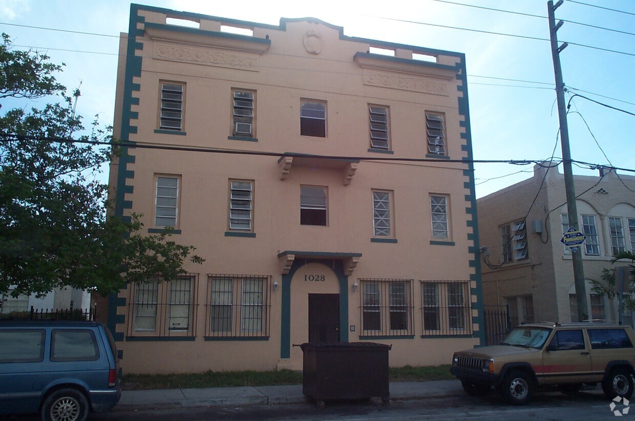 Foto del edificio - 1028 SW 3rd St