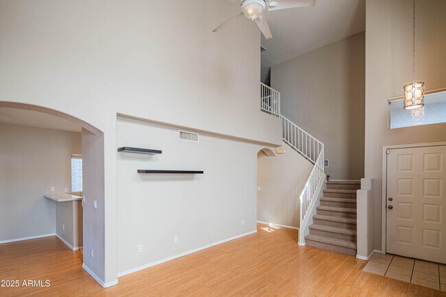 Foto del edificio - 18617 N 35th St