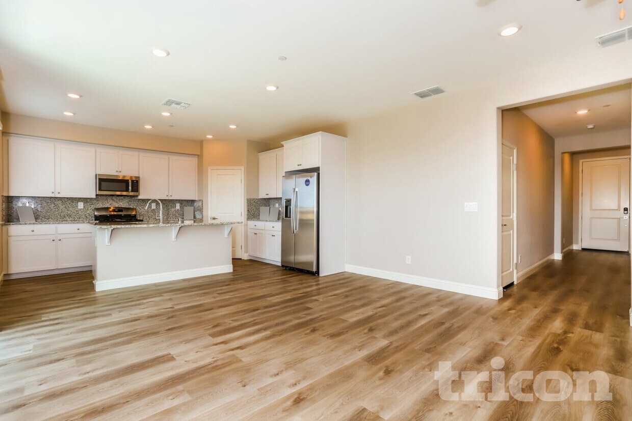 Foto principal - 2075 Comstock Ln