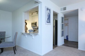 Building Photo - 3450 Manor Dr