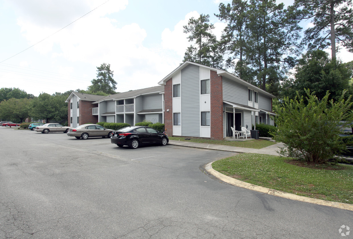 Building Photo - Foxtrot Villas Apartments