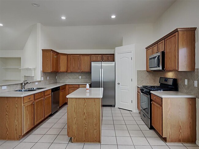 Foto del edificio - 7007 Casita Dr