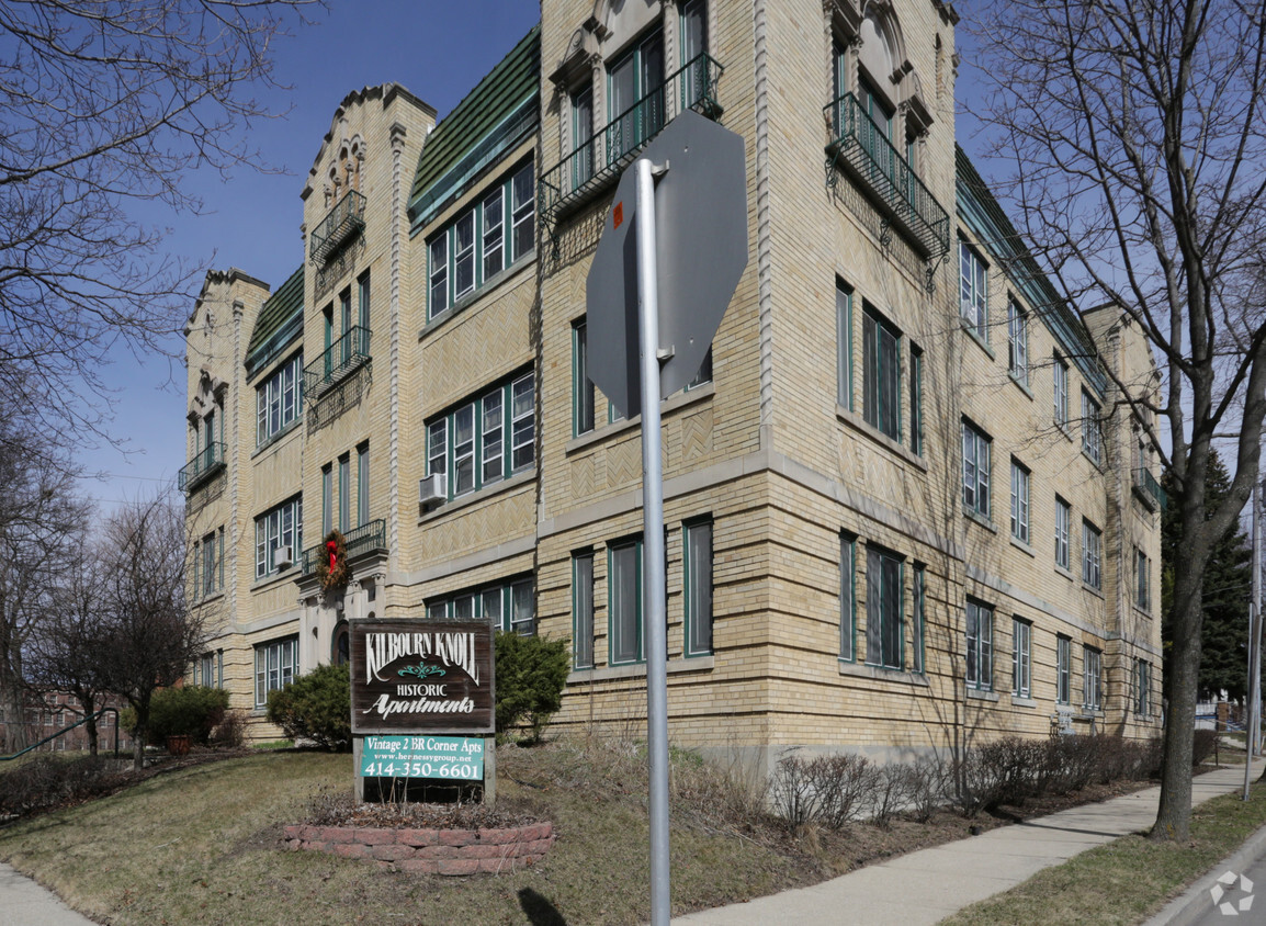 Foto del edificio - Kilbourn Knoll Apartments