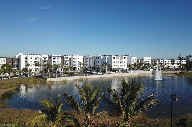 Building Photo - 7650 Gladiolus Dr