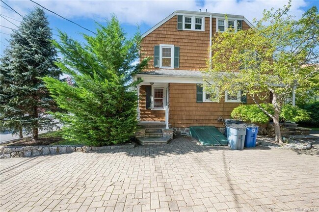 Foto del edificio - 131 Park Ave