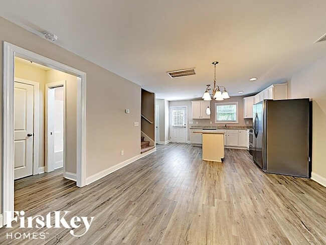 Foto del edificio - 533 Harris St NW