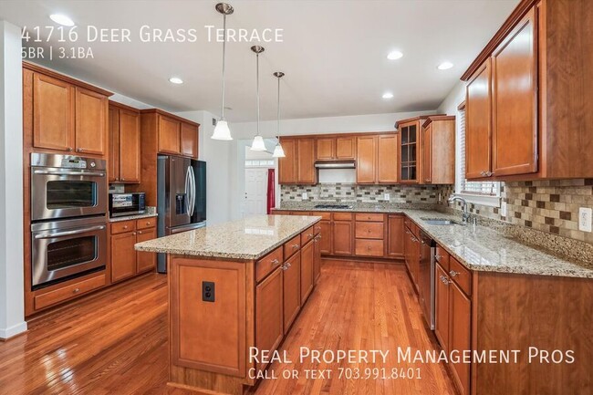 Foto del edificio - 41716 Deer Grass Terrace