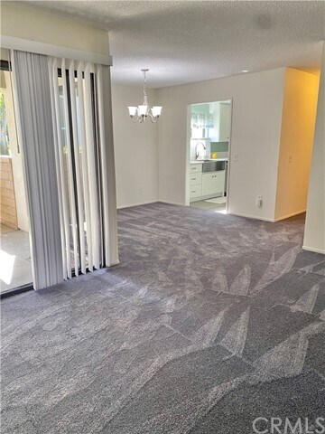 Foto del edificio - 8633 Portola Ct