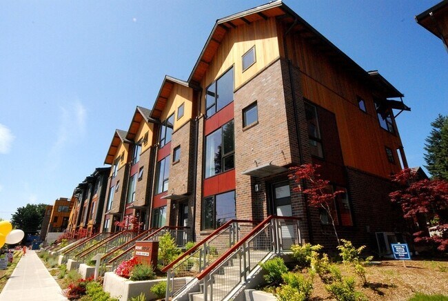 Foto del edificio - 6545 34th Ave NE