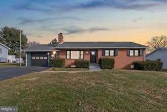 Building Photo - 3887 Shadywood Dr