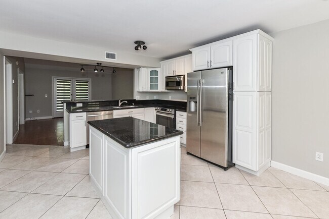 Foto del edificio - 10298 Hidden Springs Ct