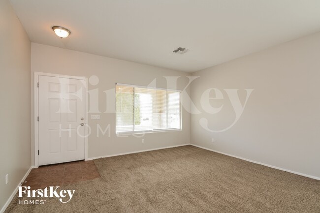 Foto del edificio - 11614 W Harrison St