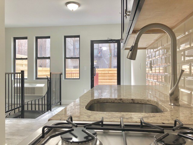 Foto del edificio - 558 W 161st St