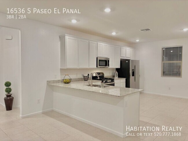 Foto del edificio - 16536 S Paseo El Panal