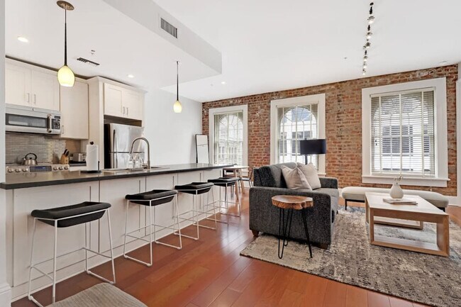 Foto del edificio - 822 Perdido St