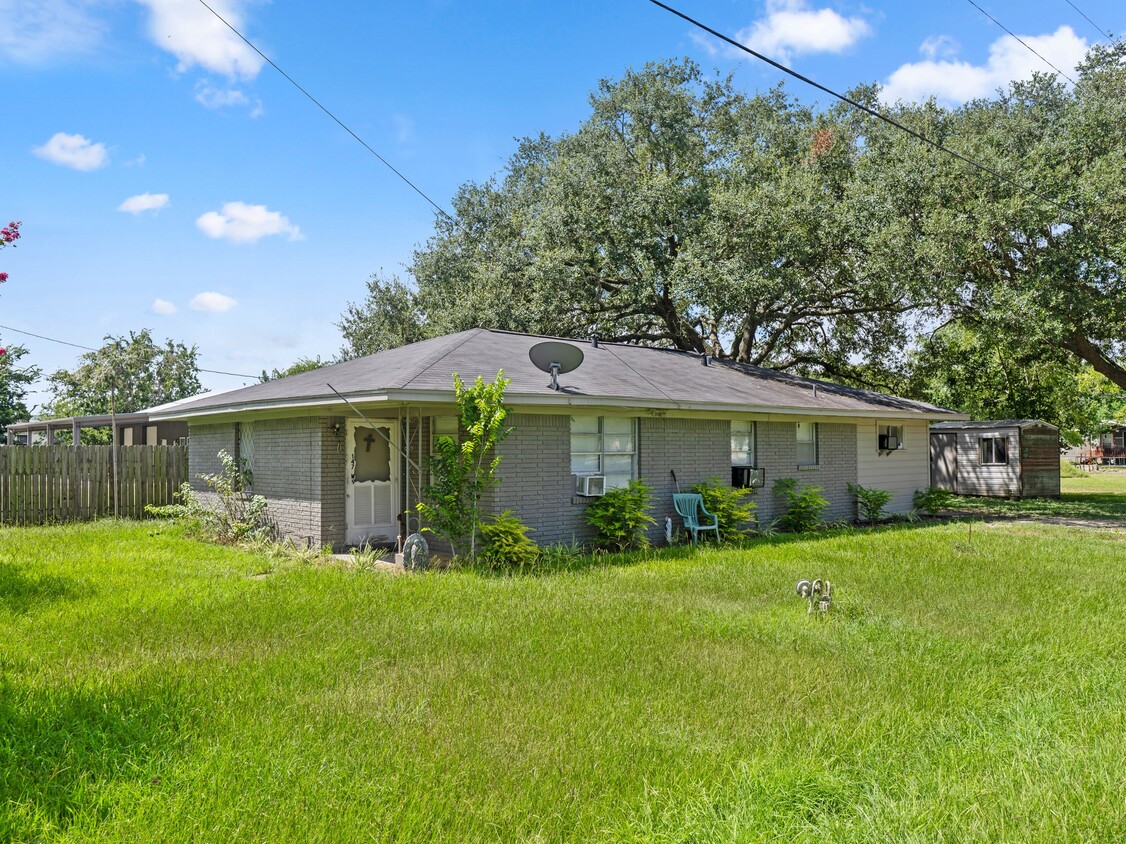 Foto principal - 147 9th St