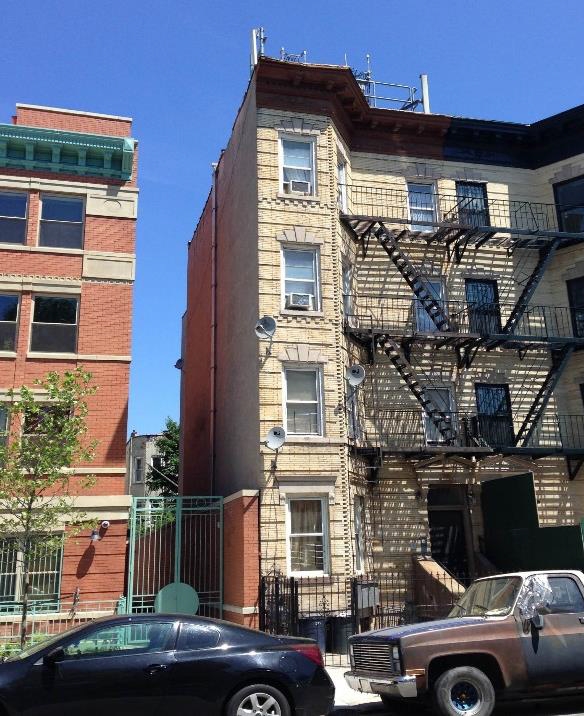 Foto del edificio - 295 Bainbridge St