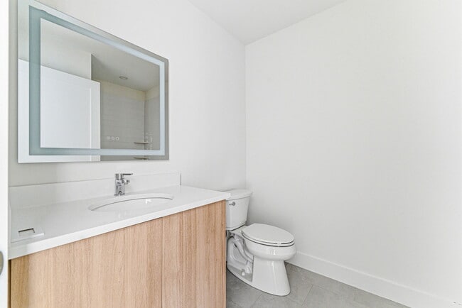 Photo - 1035-1037 Commonwealth Ave Apartments