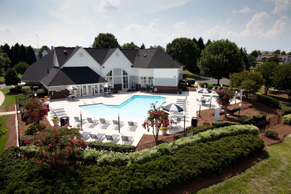 Coffey Creek Apartments in Charlotte, NC