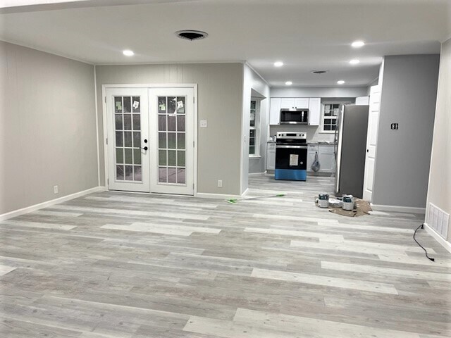 Dining Area - 217 Broadway Blvd