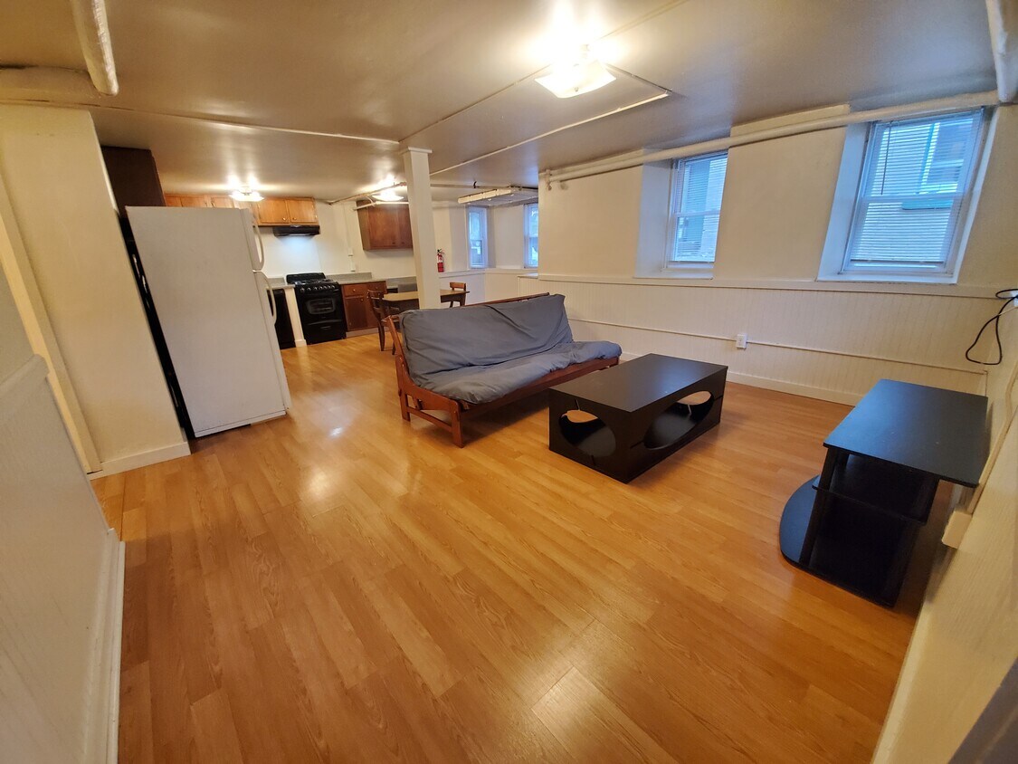 Foto principal - 105-107 N Quarry St