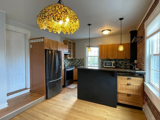 Building Photo - 67 West Merrimack, 2