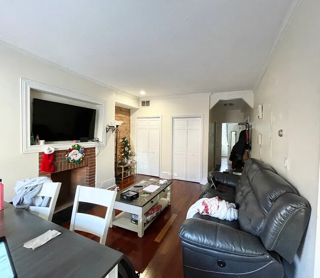 Building Photo - 45 Hemenway St