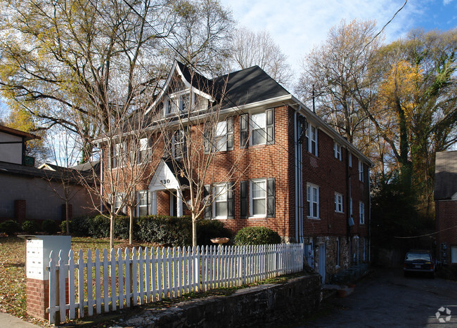 Foto del edificio - The Berkshire Condominium