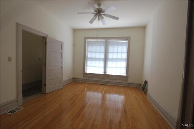 Foto del edificio - 3643 Shenandoah Ave