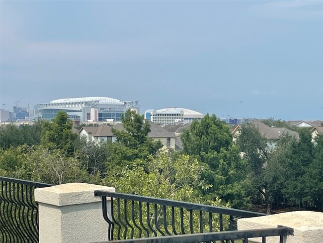 Building Photo - 9127 Harbor Hills Dr