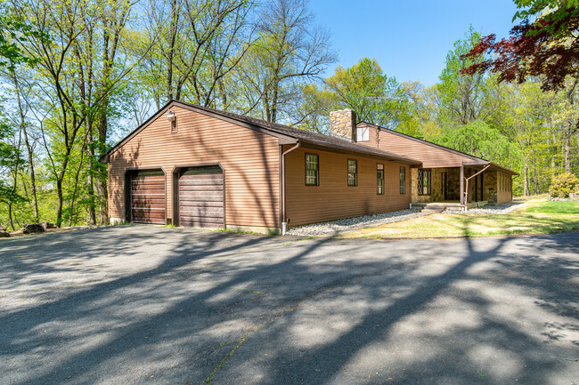 Building Photo - 95 Crusher Rd