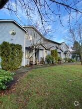 Building Photo - 6304 Barstow Ln SE