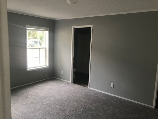 Interior Photo - Shadeland Estates