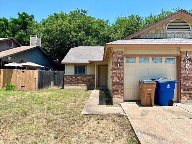 Building Photo - 12201 Tyson Cove