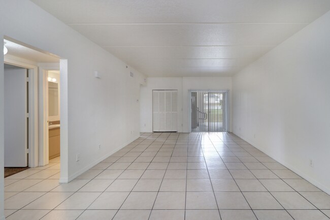 Foto del edificio - 4301 28th St N
