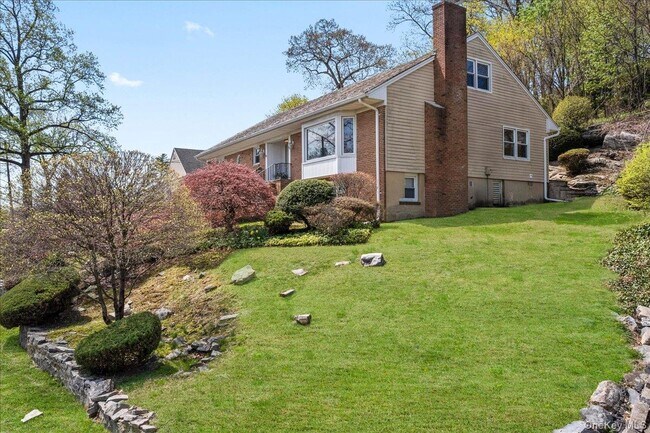 Foto del edificio - 117 Brendon Hill Rd