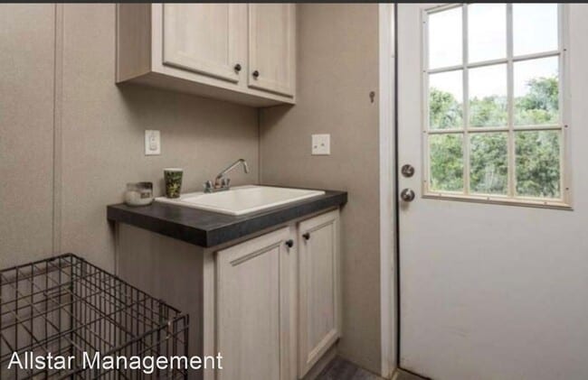 Building Photo - 3 br, 2 bath House - 1639 County Line Rd