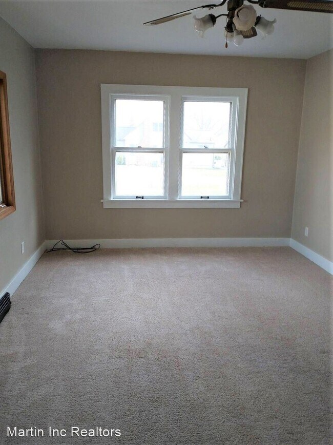 Building Photo - 3 br, 1 bath House - 1009 Denver St