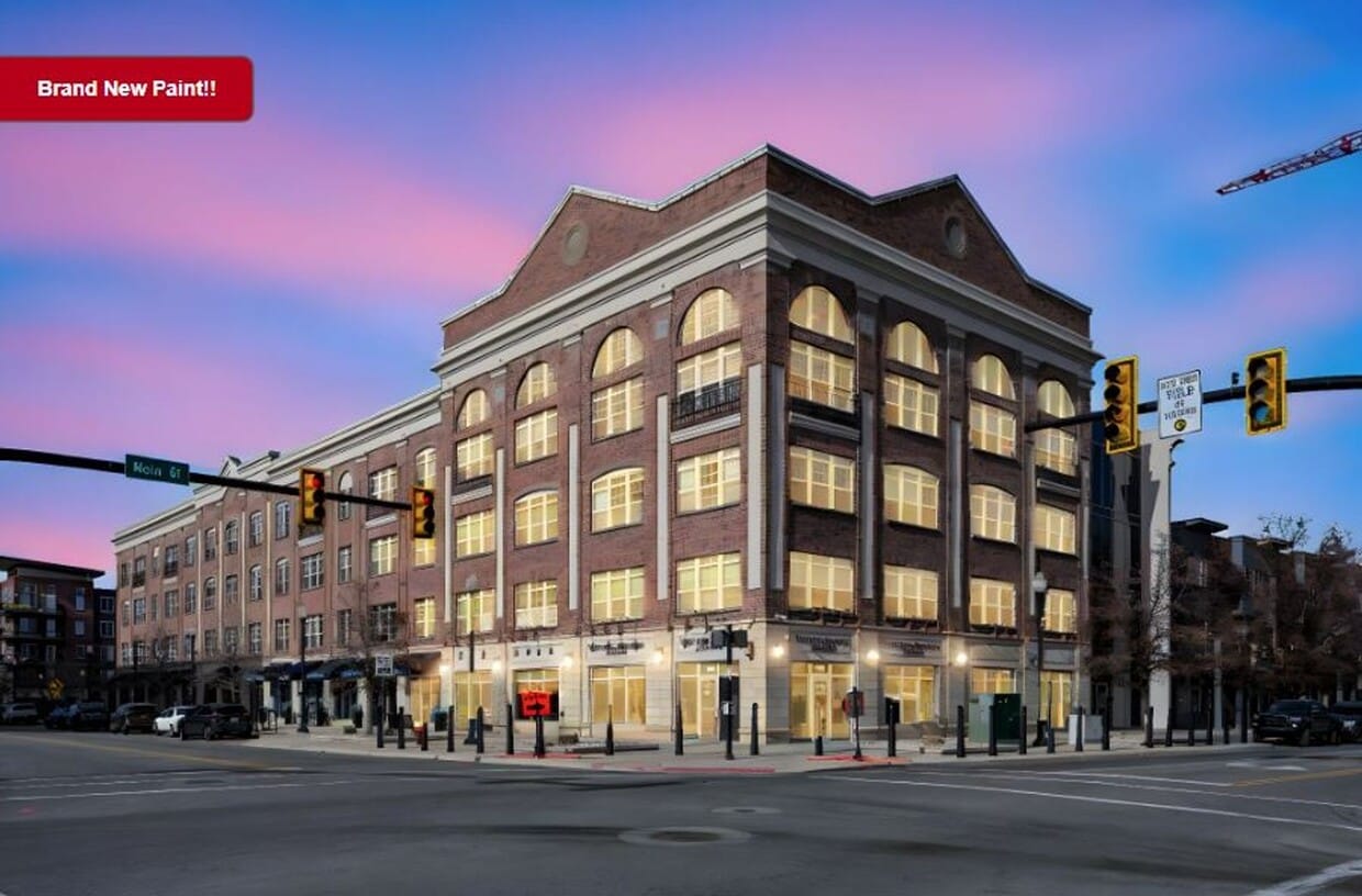 Stunning Down Town Condo in Secure Building - Stunning Down Town Condo in Secure Building