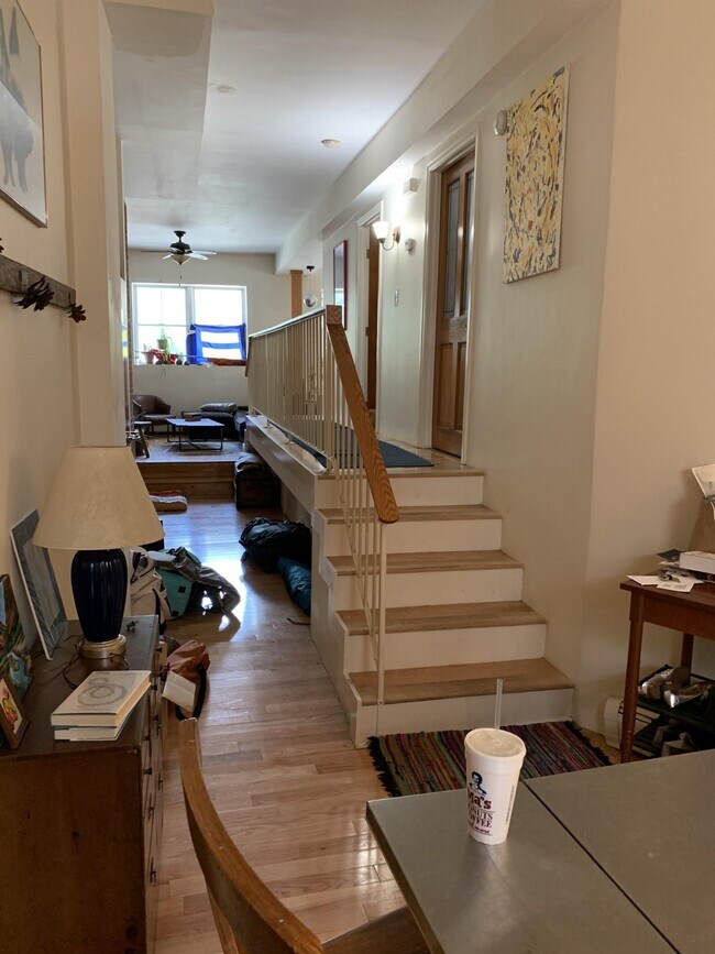 Foto del edificio - 106 Central St