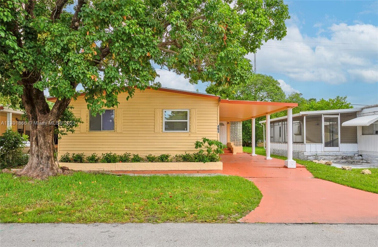 461 NW 135th Way, Plantation, FL 33325