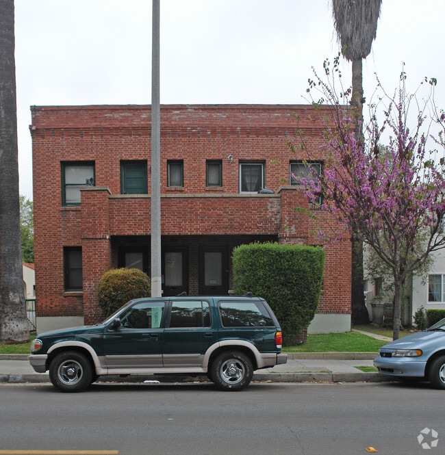 The Villas Apartments Pasadena, CA
