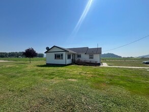 Building Photo - 20528 Dahlstedt Rd