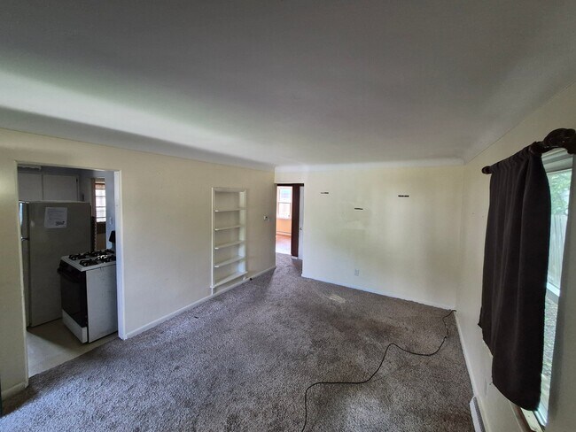 Foto del edificio - 1621 Stocker Ave