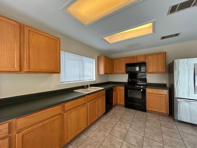 Foto del edificio - 2614 Glen Field Dr